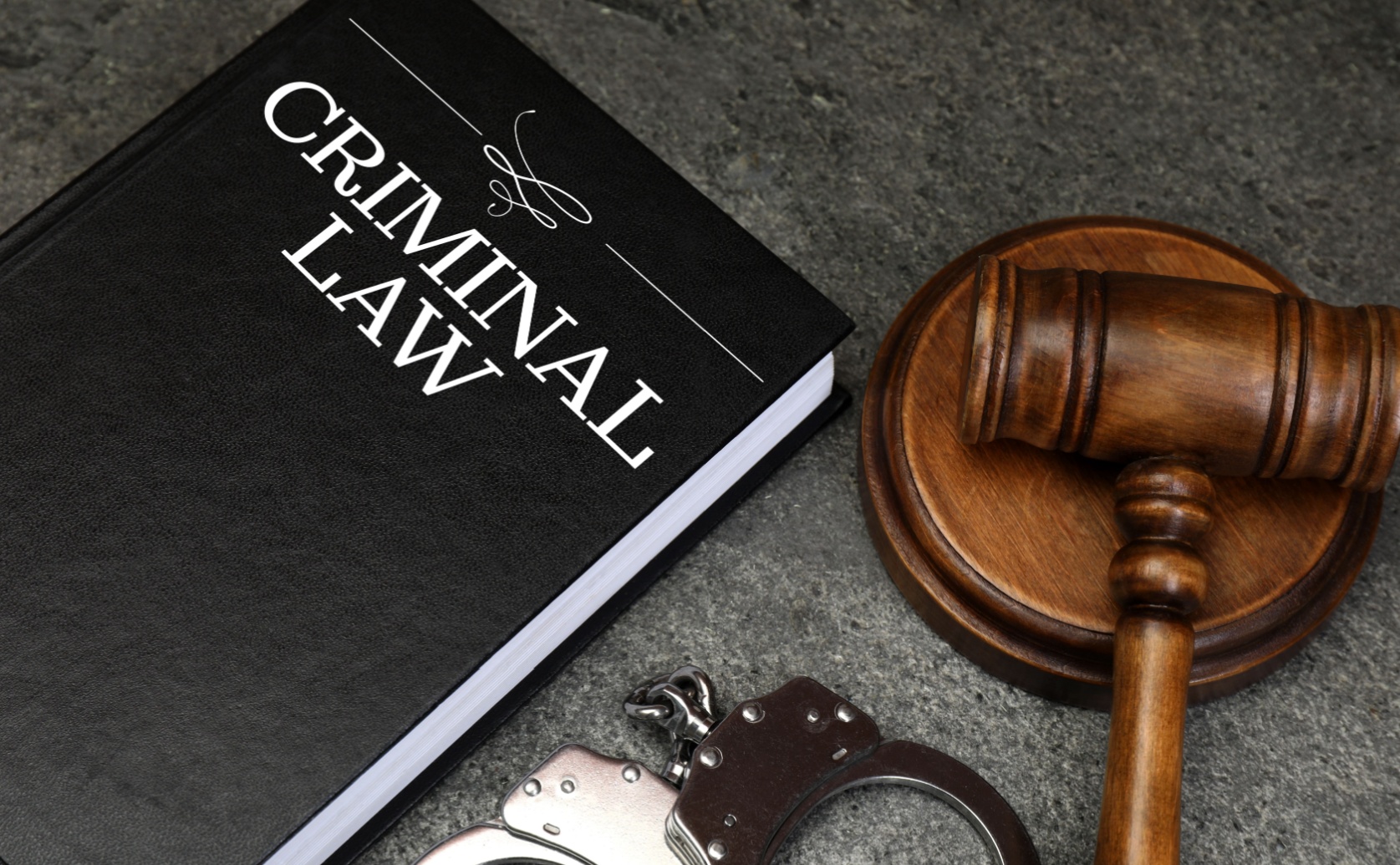 criminal defense attorney
